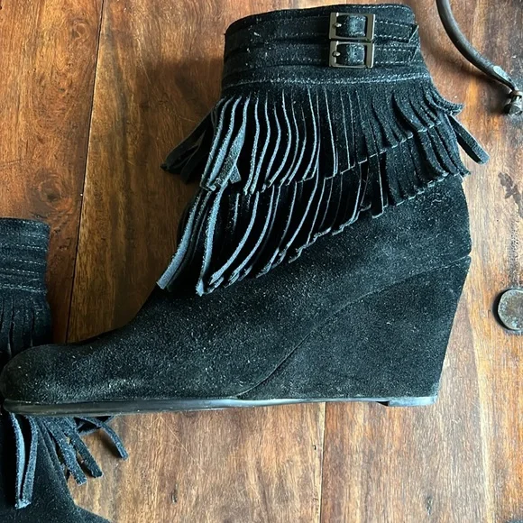Aerosoles Black Suede Womens Ankle Wedges With Tassel Size 8 - Picture 11 of 12